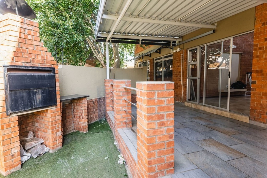 3 Bedroom Property for Sale in Langenhovenpark Free State